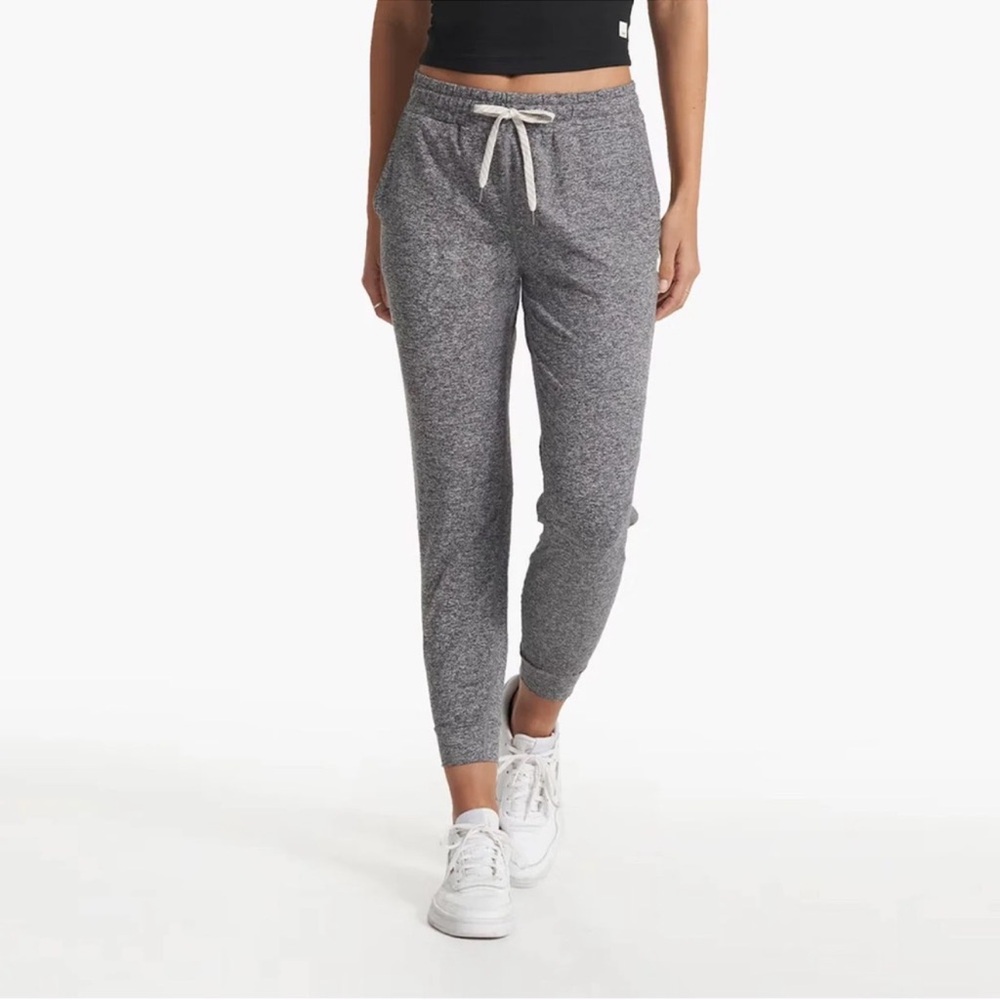 Vuori Performance Joggers Drawstring DreamKnit Fabric Heather Grey Sz Small